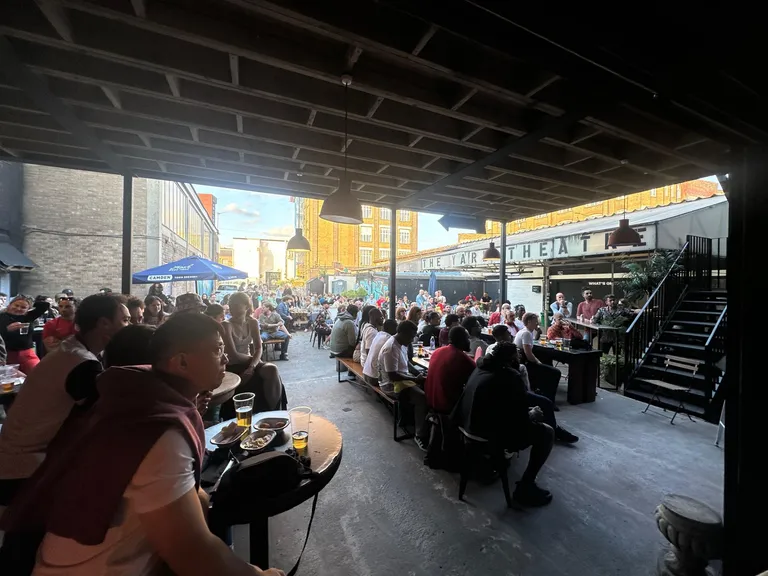Hospitality Venue for sale in Hackney Wick - photo 3 of 7